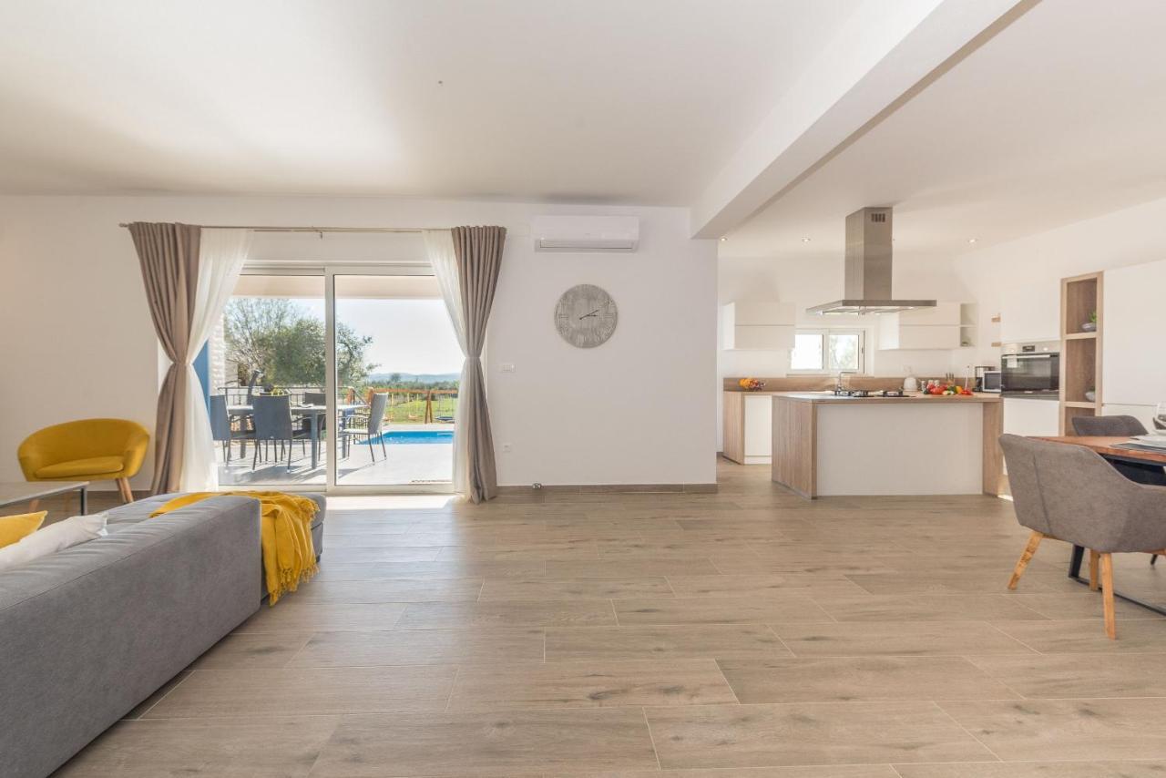 Villa Tara Zadarvillas Tinj Exterior foto